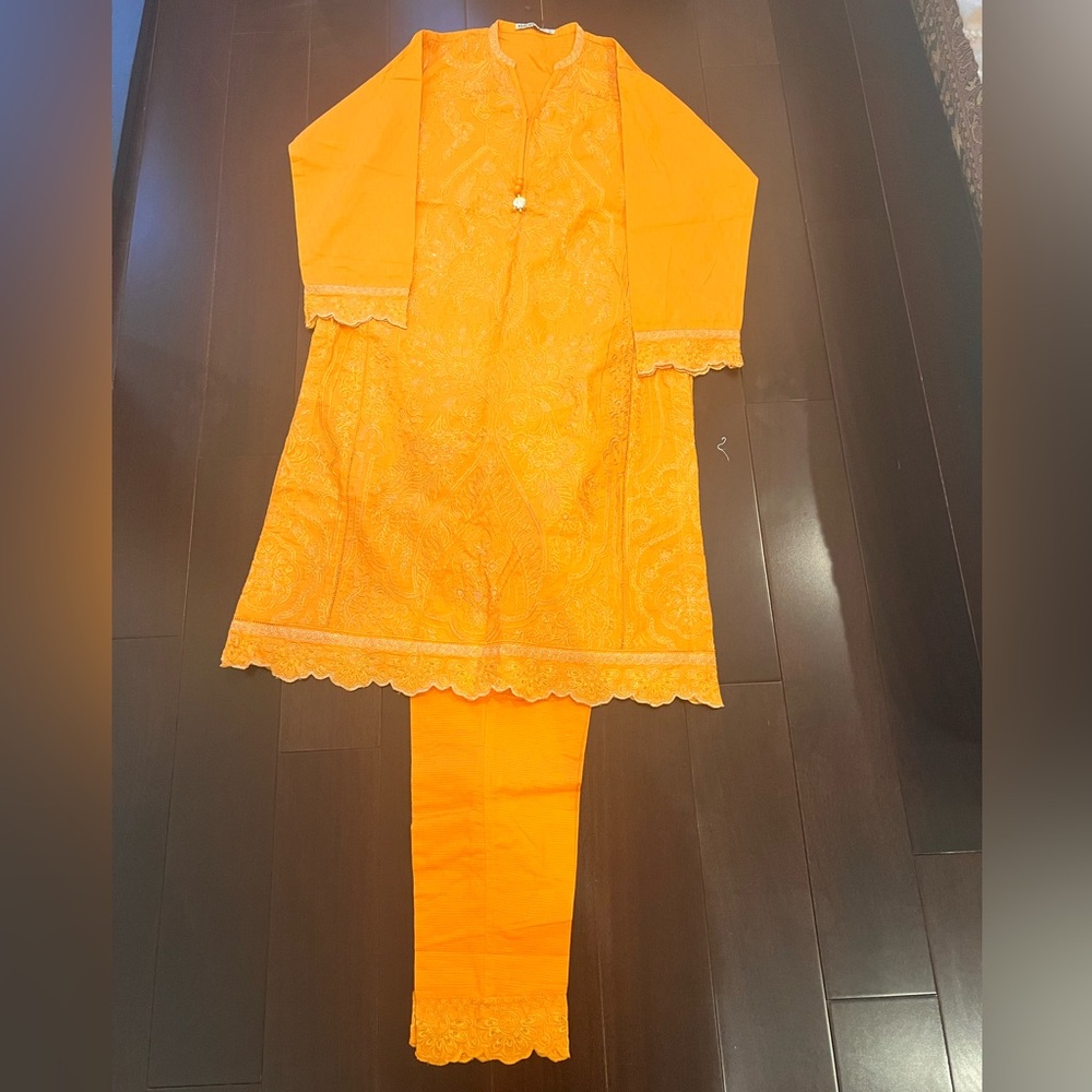 Khaadi shalwar kameez 2 pc